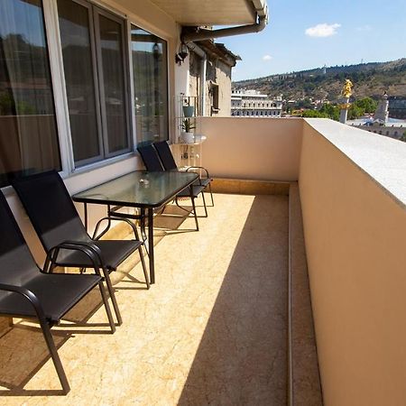 Big Terrace Apartment On Liberty Square Tiflis Exterior foto